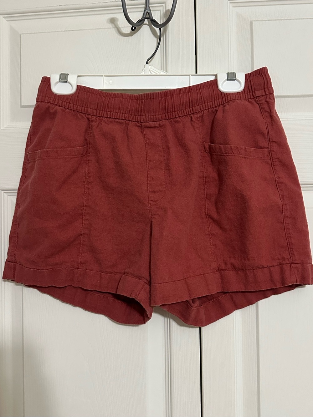 Old Navy High-Waist Burgundy Pull-On Shorts
